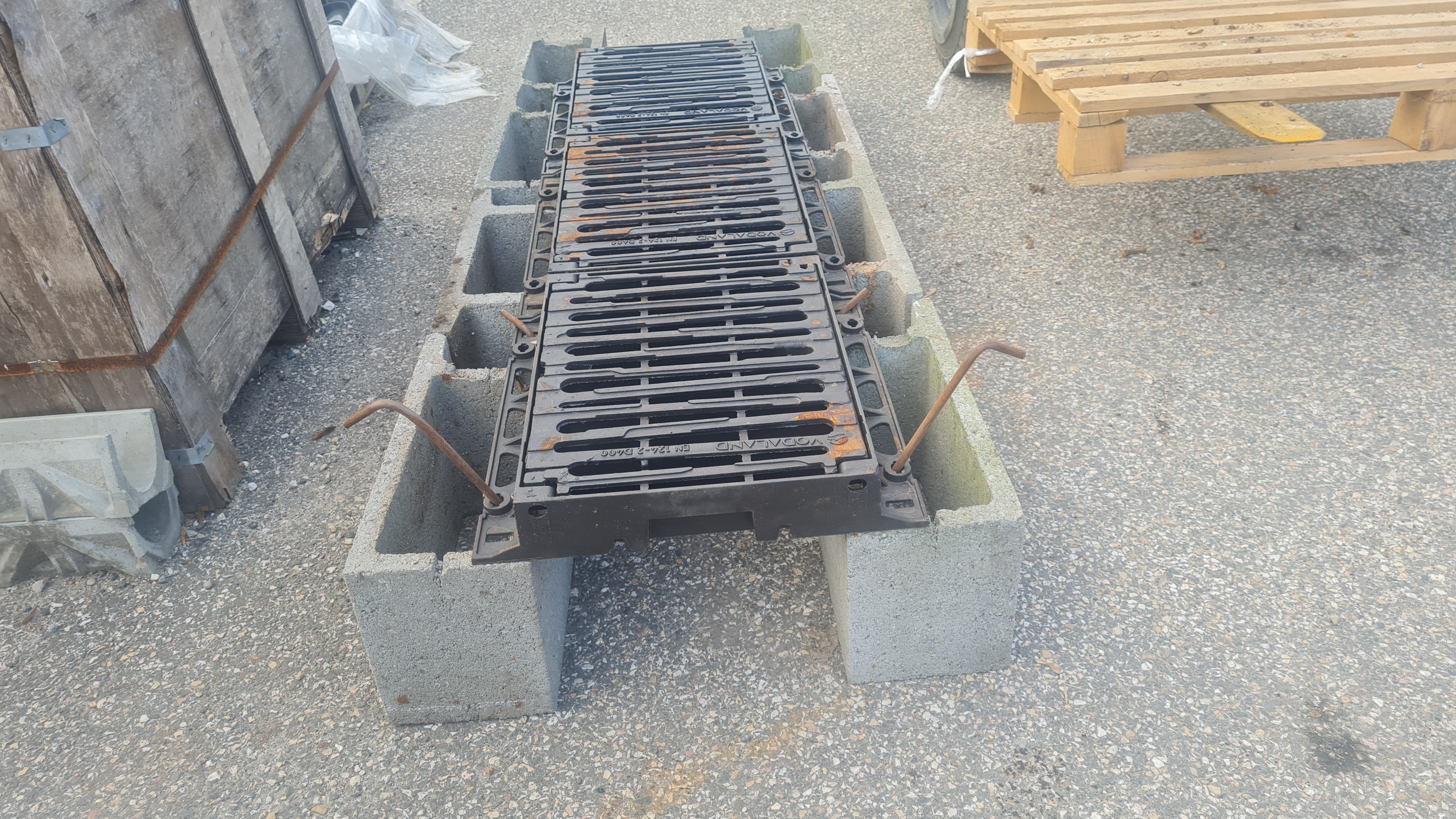 epitett folyoka racsos 500mm d400 terheles ontottvas