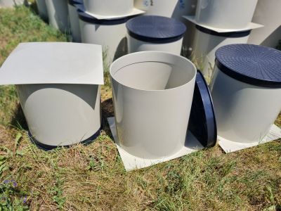 muanyag akna fedlappal 50 cm